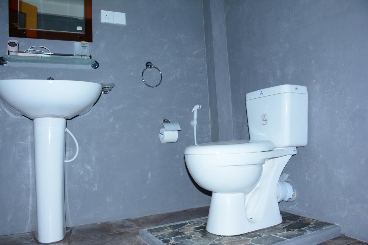 Falcons Nest Hotel Udawalawe Bagian luar foto