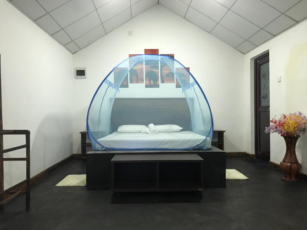Falcons Nest Hotel Udawalawe Bagian luar foto